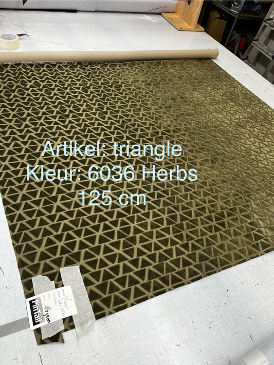 Meubelstof Triangle - kleur 6036 Herbs - 125cm